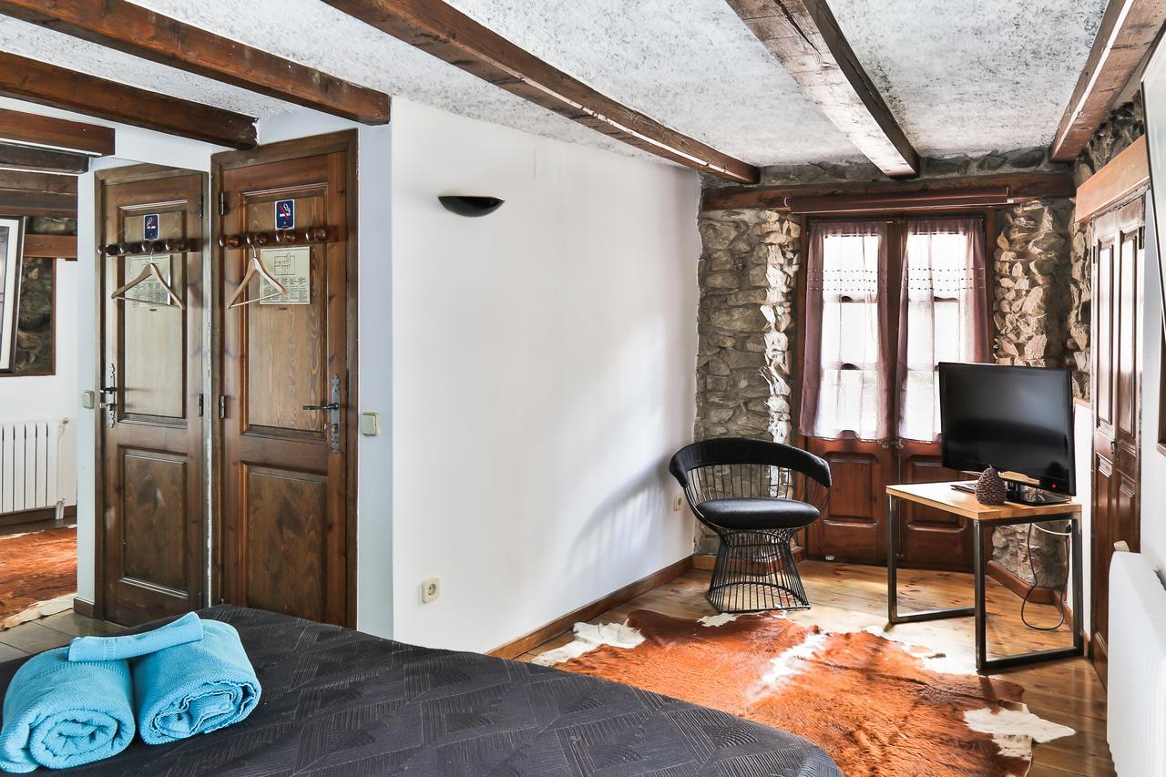 Hostal Cisco De Sans Андорра-ла-Велья Екстер'єр фото
